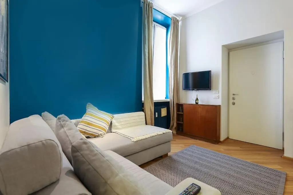 Real Jewel Next To Cenacolo And Cadorna Station Apartment Milan Italy