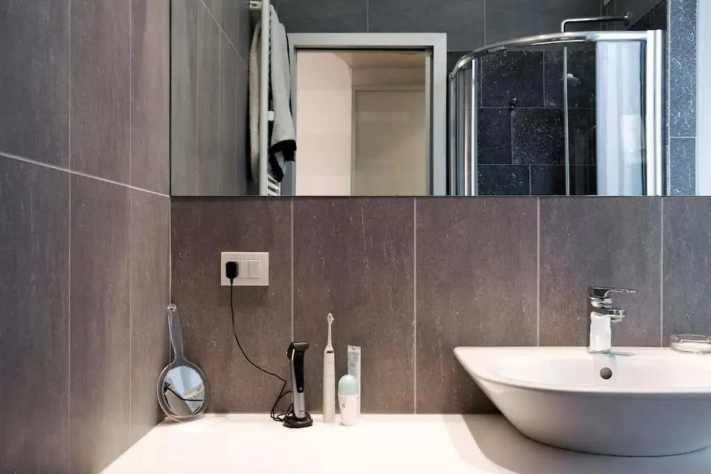 Real Jewel Next To Cenacolo And Cadorna Station Appartement Milaan